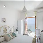Bellavista מלון 3*